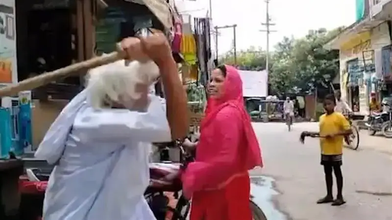 UP Viral Video: শ্বশুরবাড়িতে অত্যাচারের শিকার খোদ বিজেপি সাংসদের বোন, সোশ্যাল মিডিয়ায় ভাইরাল হেনস্থার ভিডিয়ো