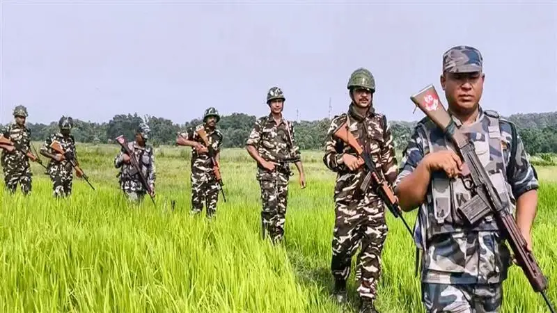 35 Inmates Detain By SSB: নেপালের জেল থেকে পালিয়েও হল না শেষরক্ষা , সীমান্তে এসএসবি-র হাতে পাকড়াও ৩৫ বন্দি