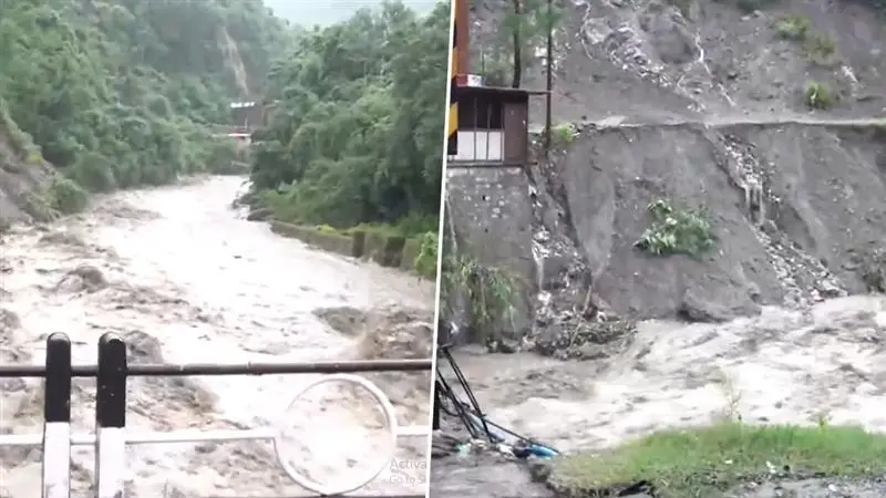 Dehradun Cloudburst Video: ভেসে যাচ্ছে দেবভূমি, দেরাদুনে মেঘভাঙা বৃষ্টিতে আছড়ে পড়ল বন্যা, ভেসে গেল সব দোকান, হোটেল দেখুন
