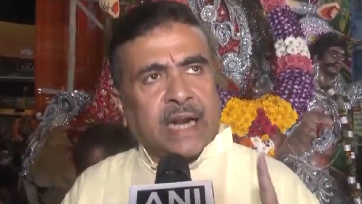 Suvendu Adhikari: আমরা বিসর্জনের সময় মা দুর্গার পেছনে থাকি, আর মুখ্যমন্ত্রীর সামনে থে মাকে যেতে হয়, কটাক্ষ শুভেন্দু অধিকারীর