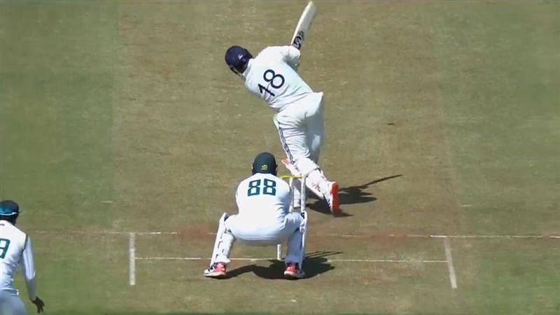 IND A vs SA A 1st Test Day 2 Scorecard: ব্যর্থ ঋষভ পন্থ, প্রেনেলান সুব্রয়েনের ৫ উইকেটে ভারত এ বনাম দক্ষিণ আফ্রিকা এ ম্যাচে ১০৫ রানের লিডে প্রোটিয়ারা