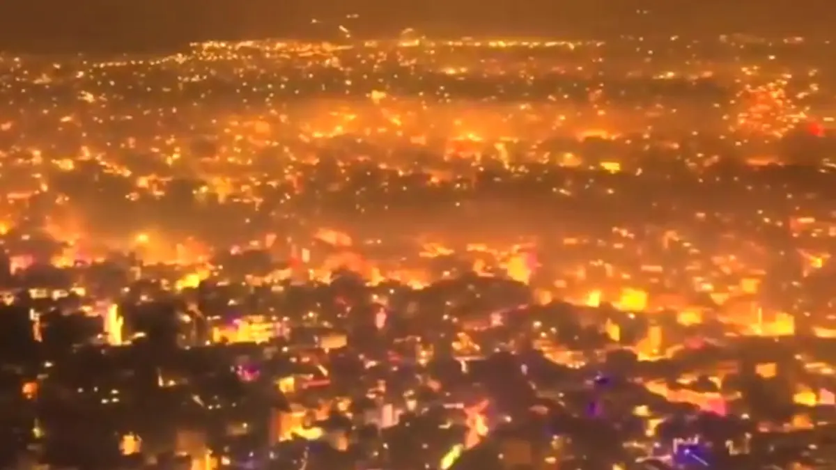 Diwali Nights View: দিওয়ালির রাতের শহরের স্বর্গীয় সৌন্দর্য দেখলে চমকে যাবেন, দেখুন ভিডিও