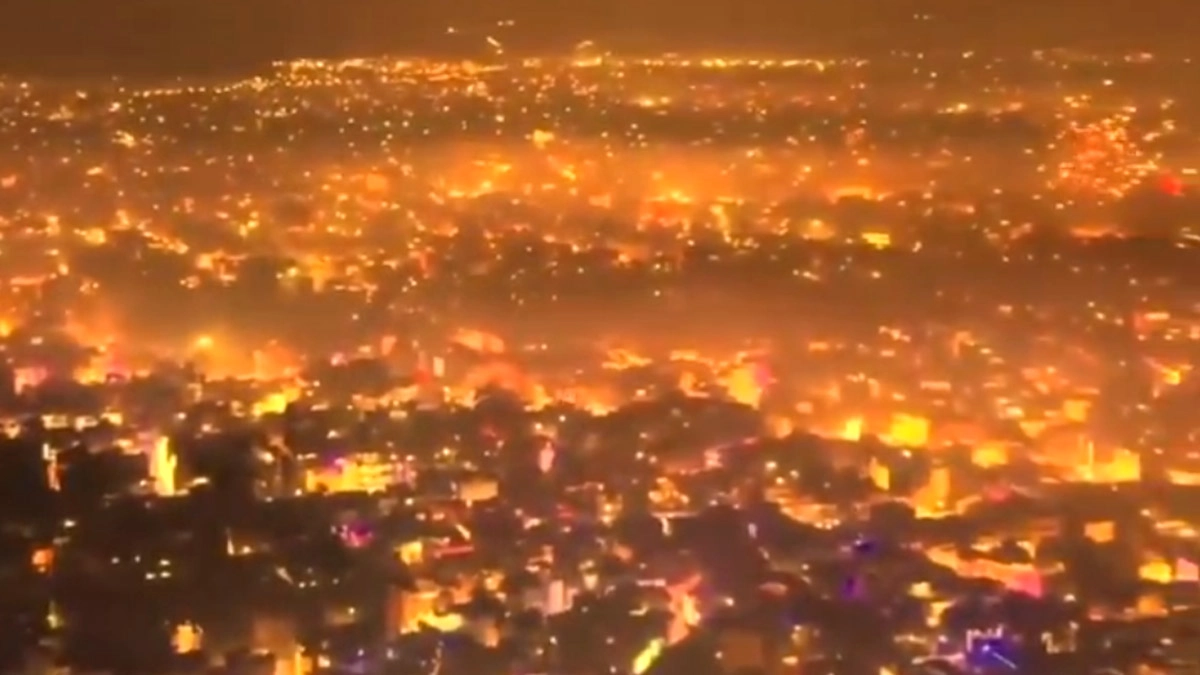 Diwali Nights View: দিওয়ালির রাতের শহরের স্বর্গীয় সৌন্দর্য দেখলে চমকে যাবেন, দেখুন ভিডিও