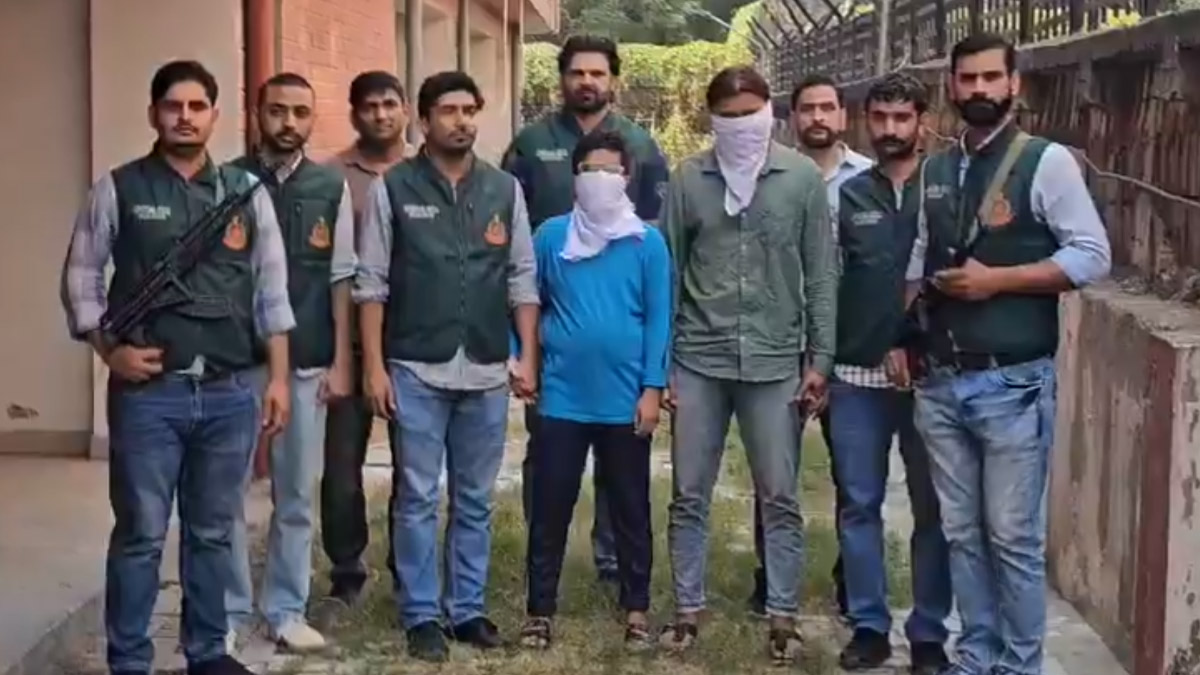 Delhi: দিওয়ালির মধ্যে দিল্লির জনবহুল এলাকায় নাশকতার ছক, গ্রেফতার ২ আইসিস জঙ্গি