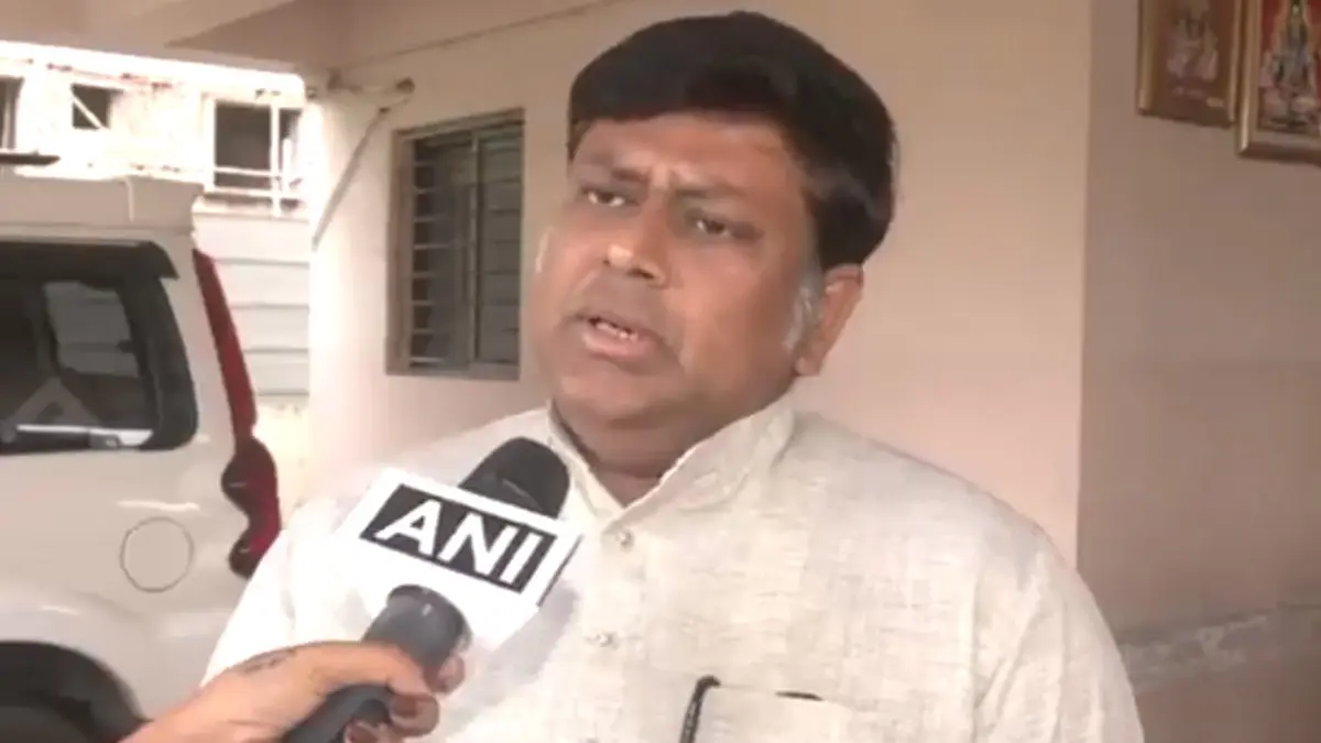 Sukanta Majumdar:  রাহুল গান্ধীরা ক্ষমতায় আসতে এতটাই মরিয়া হয়ে উঠেছে যে দেশকে অপমান করতেও পিছপা হচ্ছে না, মন্তব্য সুকান্ত মজুমদারের