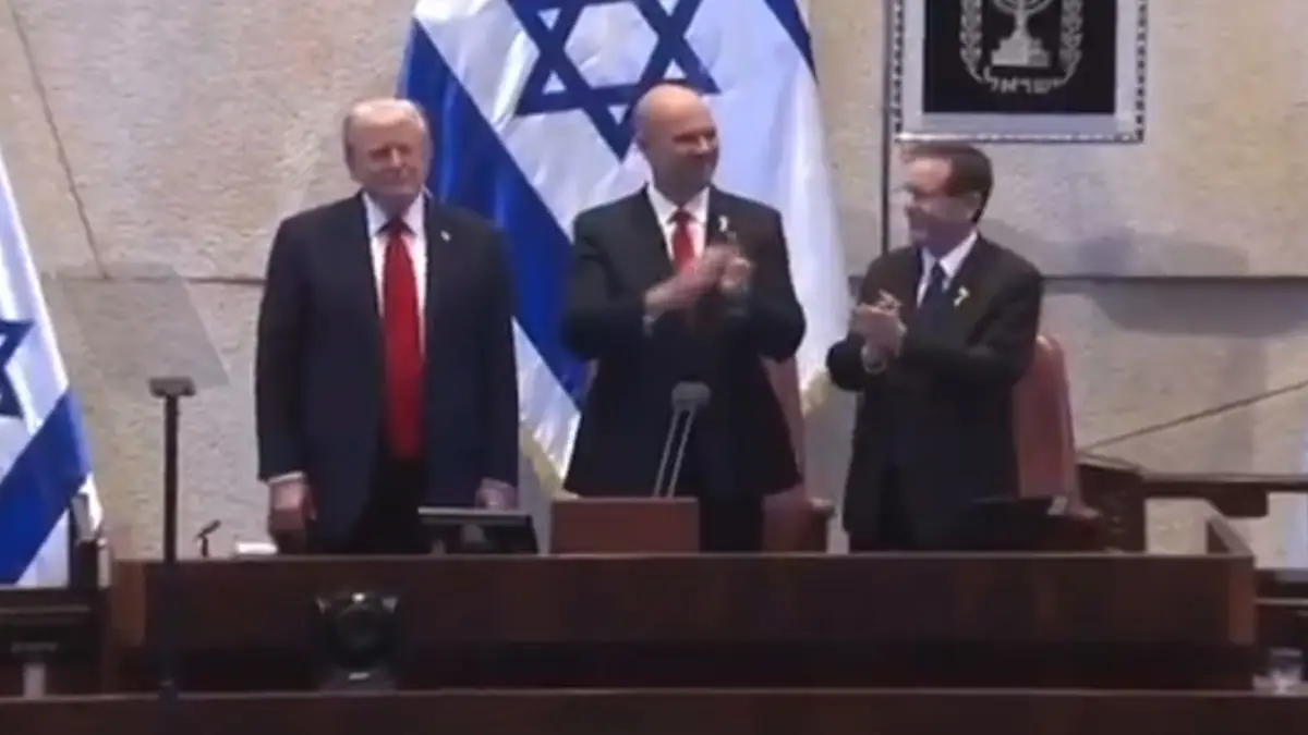 Trump Israel Gaza War: ইজরায়েলে আজ যেন 'ট্রাম্প দিবস', মুক্তি পাওয়া পণবন্দিদের দেখতে ইজরায়েলের হাসপাতালে যাচ্ছেন মার্কিন প্রেসিডেন্ট