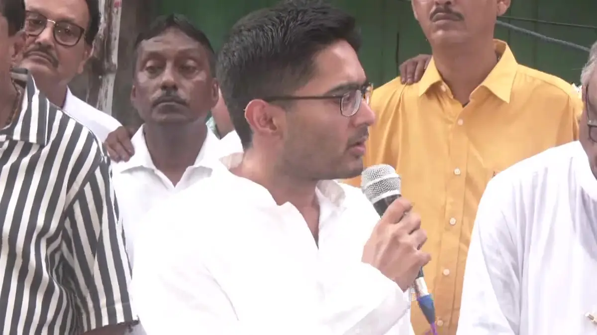 Abhishek Banerjee: জ্ঞানেশ কুমারের বাবার নাম কি ভোটার তালিকায় আছে? বিতর্কিত মন্তব্য অভিষেক বন্দ্যোপাধ্যায়ের