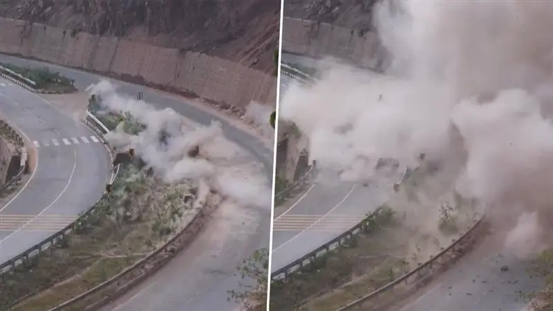 Udhampur, J&K: রাস্তা আটকে দাঁড়িয়ে ছিল বিশাল পাথরের টুকরো, বিস্ফোরণে গুড়িয়ে দিয়ে শুরু হল যান চলাচল (দেখুন ভিডিও)