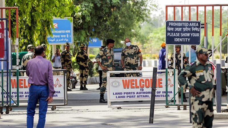 Guru Nanak Jayanti 2025: গুরু নানক জয়ন্তীর আগে ২১০০ ভিসা ইস্যু করল পাকিস্তান হাই কমিশন