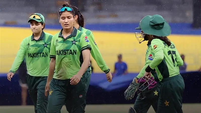 ENG W vs PAK W, ICC Women's World Cup 2025: বৃষ্টিতে ভেস্তে গেল ইংল্যান্ডকে হারিয়ে পাকিস্তানের ঐতিহাসিক জয়ের সুযোগ