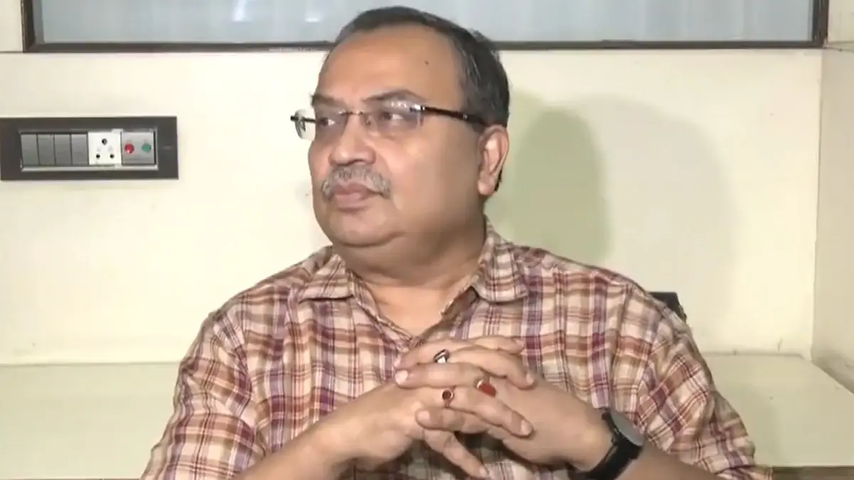 Kunal Ghosh: বিজেপি ক্যালেন্ডার রাজনীতি করছে, বাস্তবে এর কোনও গুরুত্ব নেই, মন্তব্য কুণাল ঘোষের, দেখুন ভিডিয়ো