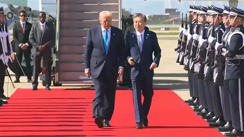 US President Donald Trump: চিনের সঙ্গে বৈঠকের পাশাপাশি 'এশিয়া প্যাসিফিক কো-অপারেশন সামিট' -এ যোগ দিতে দক্ষিণ কোরিয়ায় ট্রাম্প