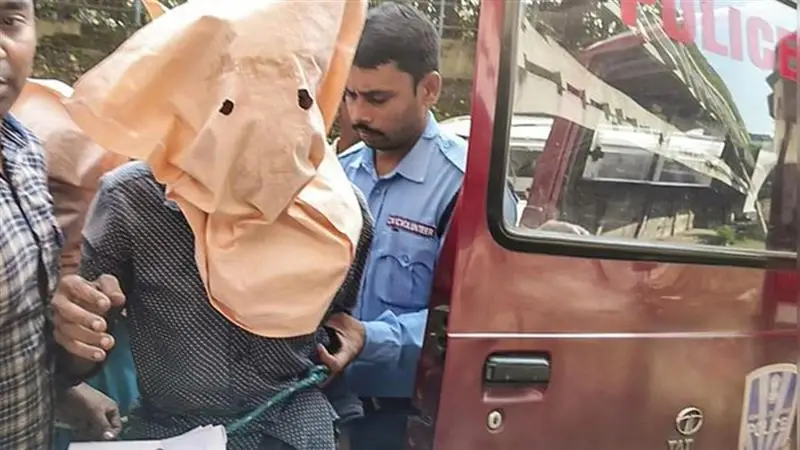 Durgapur Gang Rape Update: ডাক্তারী পড়ুয়া ছাত্রীকে গণধর্ষনের ঘটনায় ধৃত নির্যাতিতার সহপাঠী, দুর্গাপুর আদালতে পেশ করল পুলিশ