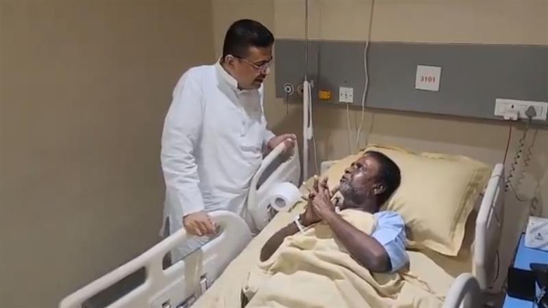 Suvendu Adhikari: অসুস্থ খগেন মুর্মু এখনও হাসপাতালে, দেখতে গেলেন শুভেন্দু অধিকারী (দেখুন ভিডিও)