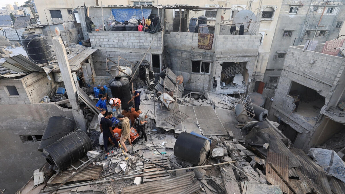 Israel Strikes on Gaza: গাজায় ইজরায়েলি হামলায় ৬০ জন নিহত