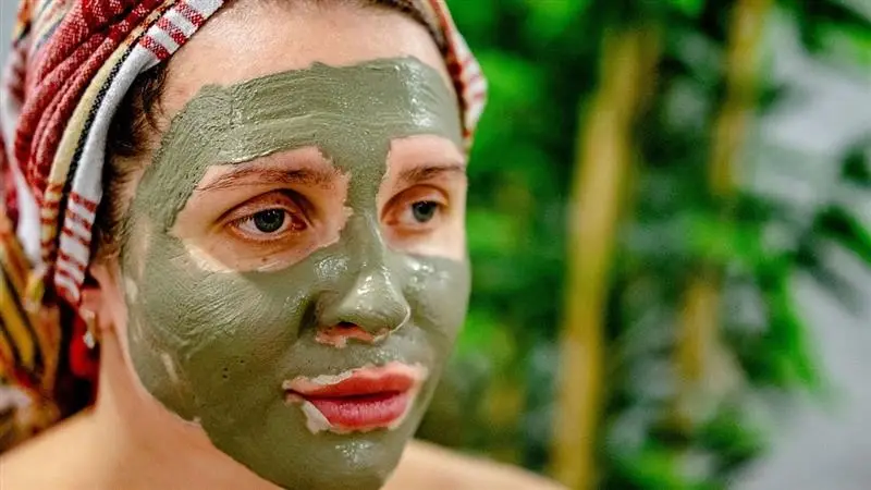 Diwali 2025: দীপাবলিতে কীভাবে পাবেন জেল্লাদার ত্বক, বাড়িতেই বানিয়ে ফেলুন 'হোম মেড' ফেস প্যাক