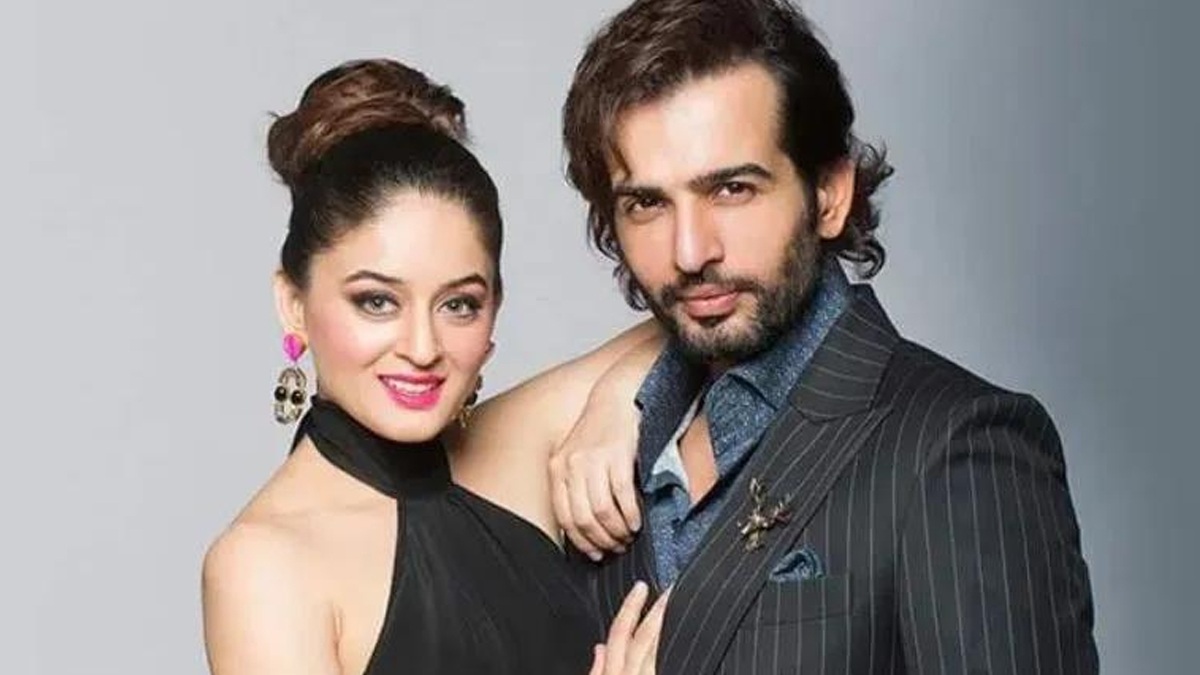 Bollywood Divorce News: ফের বিচ্ছেদ তারকাদের জীবনে, এবার জনপ্রিয় টেলি দম্পতির সংসার ভাঙছে