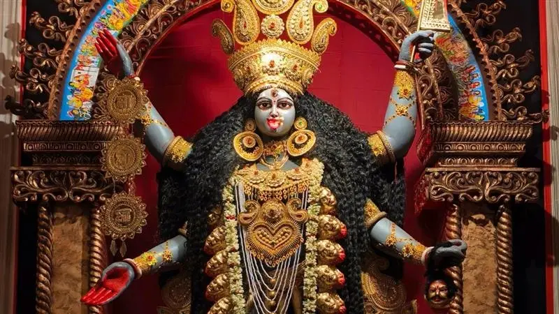 Kali Puja 2025: এ বছর অমাবস্যা কবে পড়েছে, কবে করবেন কালী পুজো, লক্ষ্মী পুজো, জানুন দিনক্ষণ