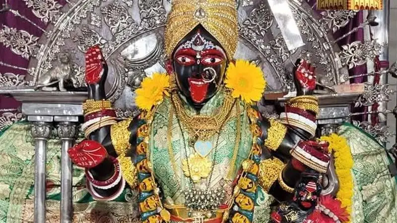 Bengal's Kali Puja 2025: আজ আলোর উৎসবের পাশপাশি পূজিত হবেন মা কালী, চারিদিকে তাঁর আরাধনার প্রস্তুতি সম্পন্ন; একনজরে বঙ্গের কালীপূজা