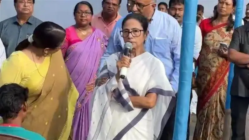 Mamata Banerjee On North Bengal Flood: 'শান্ত থাকুন, গুজবে কান দেবেন না', উত্তরবঙ্গে গিয়ে বললেন মুখ্যমন্ত্রী