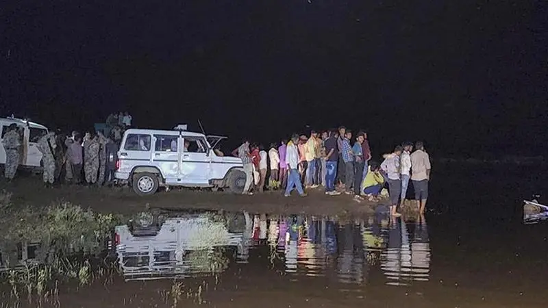 Accident On Dashami: দশমীর বিসর্জনে বিপত্তি, ট্রলি উল্টে পুকুরে পড়ে মৃত্যু ১৩ জনের