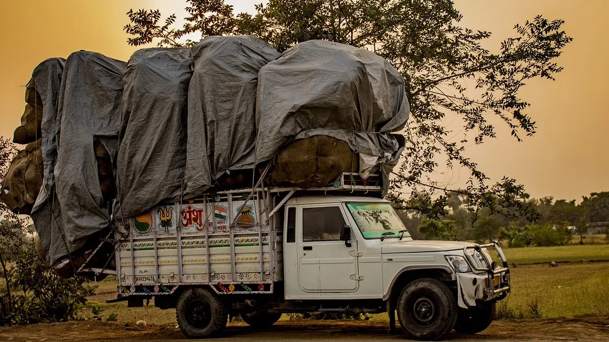 Amazon Truck Robbery: উধাও অ্যামাজ়নের জিনিস বোঝাই ট্রাক, ৮৮ লক্ষ টাকার জিনিস নিয়ে চম্পট চালক, খালাসির
