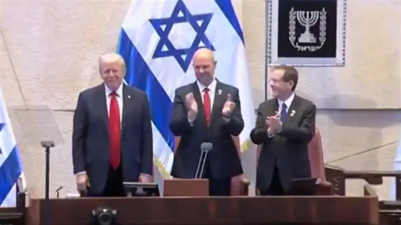 Trump Gets Standing Ovation: গাজ়ায় যুদ্ধ থামানোয় ইজরায়েল সংসদে ট্রাম্পকে অভিবাদন, বিরল সম্মান মার্কিন প্রেসিডেন্টকে, দেখুন ভিডিয়ো