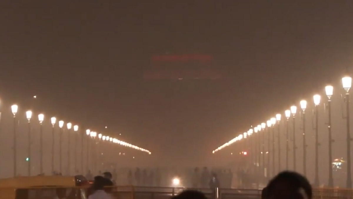 Delhi Pollution: গ্যাস চেম্বার দিল্লি, বিষাক্ত বাতাসে ঢেকে গেল ইন্ডিয়া গেট, দেখুন ভিডিয়ো