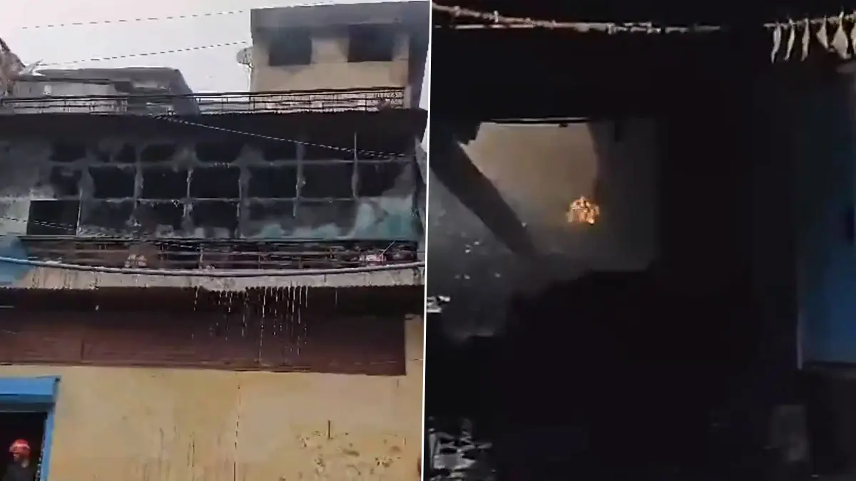Delhi Fire: দিল্লিতে ব্যাটারি কারখানায় ভয়াবহ অগ্নিকাণ্ড, ঘটনাস্থলে দমকলের একাধিক ইঞ্জিন, দেখুন ভিডিয়ো