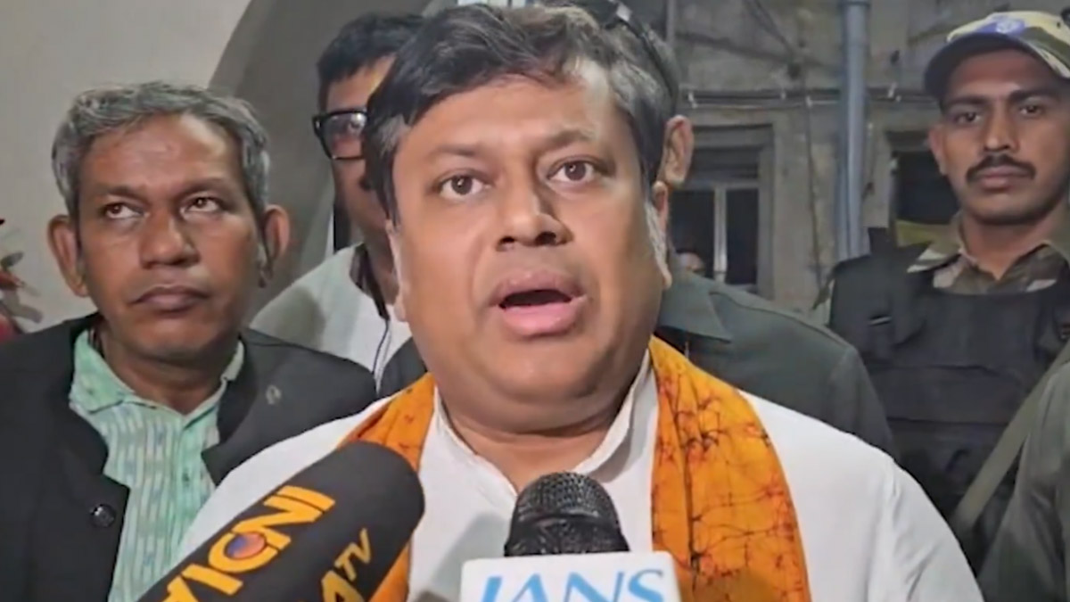 SIR: এসআইআর ইস্যুতে দিল্লিতে নির্বাচন কমিশনারের সঙ্গে তৃণমূলের বৈঠক, স্থগিতের দাবি শাসক দলের, কটাক্ষ সুকান্ত মজুমদারের