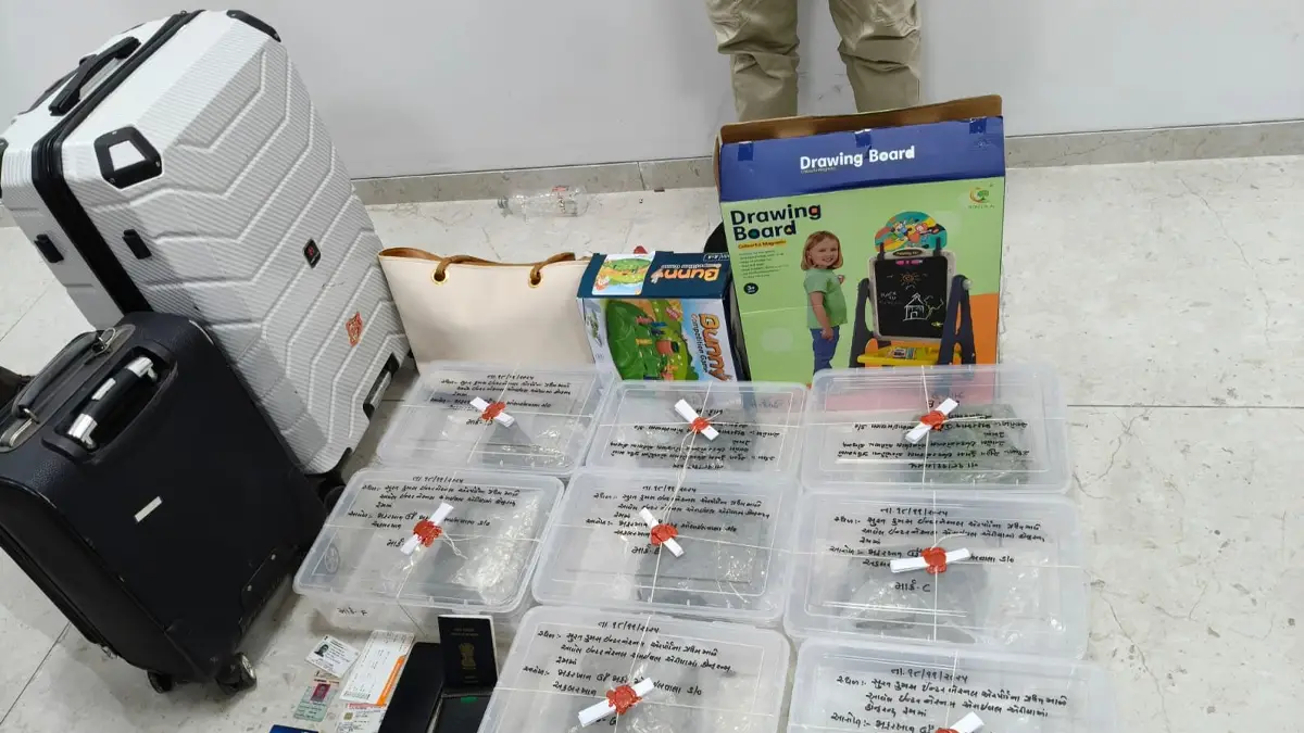 Gujarat: সুরাট বিমানবন্দরে কোটি টাকার হাইড্রোপনিক গাঁজা উদ্ধার