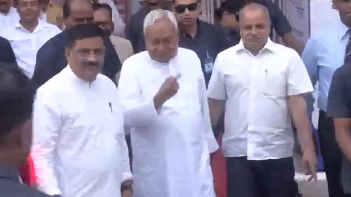 Bihar First Phase Election: ডাবল ইঞ্জিনের সরকারের লক্ষে ভোটদান নীতিশ কুমারের, সমাজমাধ্যমে পোস্ট করে ভোটারদের ভোটদানে উৎসাহ দান