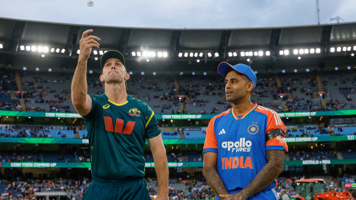AUS vs IND 5th T20I Toss Update: টসে হেরে প্রথমে ব্যাট করছে ভারত, একনজরে ভারত বনাম অস্ট্রেলিয়া দু'দলের একাদশ