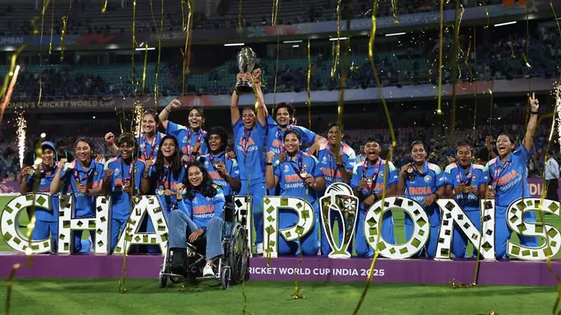 CWC Champion India: বিশ্বজয় করে ইতিহাসের পাতায় হরমনপ্রীত কৌরের ভারত, বিশ্বকাপ জিতে কত টাকা পেল টিম ইন্ডিয়া?