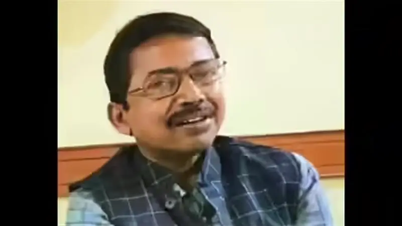 Heart Attack: রোগীর চিকিৎসা করতে করতে হার্ট অ্যাটাকে মৃত্যু চিকিৎসকের