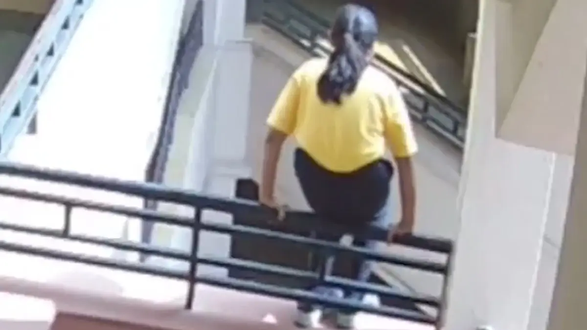 Student Death Video: স্কুলের ব্যালকনি থেকে ঝাঁপ পড়ুুয়ার, ষষ্ঠ শ্রেণির ছাত্রী নিজের প্রাণ কেন নিল এভাবে, ভিডিয়ো নিয়ে তোলপাড়