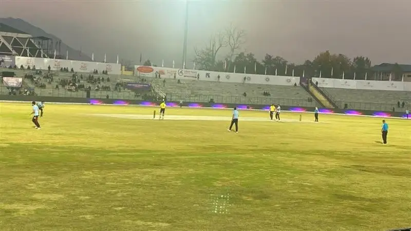 IHPL Chaos In Jammu And Kashmir: বিল মেটানো হয়নি, হোটেলে আটকে রাখা হয়েছে ক্রিকেটারদের, হুলুস্থূল