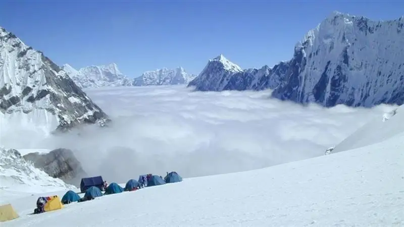 Nepal Avalanche Killed Many: ভয়াবহ তুষার ধস নামল নেপালে, বেস ক্যাম্পে বরফের স্রোত মারল ৭ জনকে