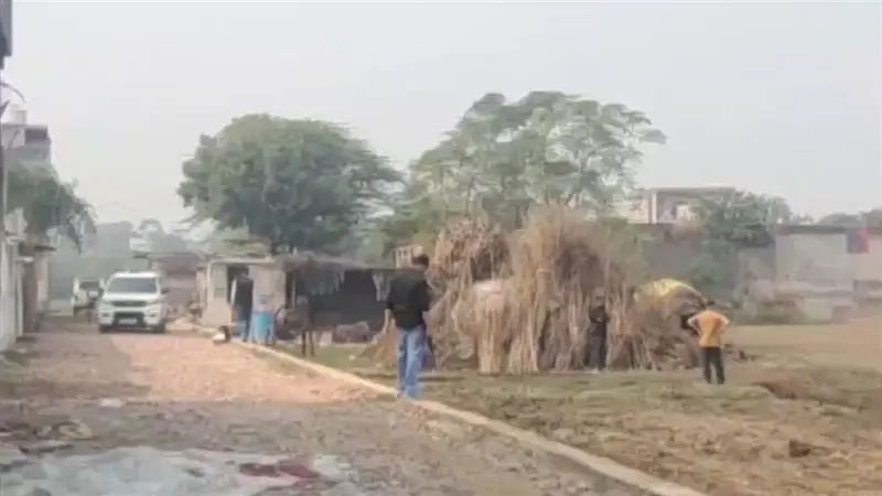 Who Is Muzammil Shakil? দিল্লির নাকের ডগায় উদ্ধার বিপুল বিস্ফোরক, অস্ত্র; ডাক্তারির নাম করে হরিয়ানায় আস্তানা গেঁড়ে নাশকতার ছক কষছিল মুজ়াম্মিল সাকিল? কে এই ব্যক্তি জানুন