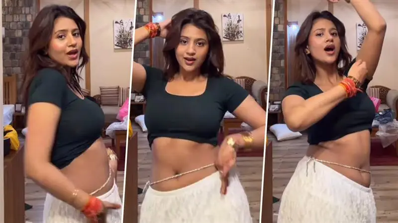 Anjali Arora’s New Dance Video Viral: অঞ্জলি অরোরার নতুন ডান্স ভিডিও ভাইরাল, সবুজ টপ ও সাদা স্কার্টে নজর কাড়লেন ‘কাঁচা বাদাম’ খ্যাত অভিনেত্রী