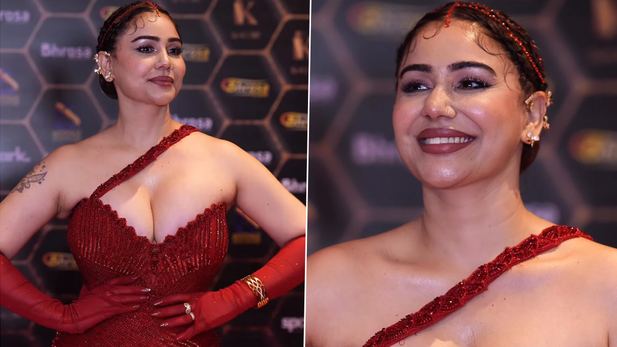 Kangna Sharma Red Hot: লাল সিকুইন গাউনে গ্ল্যামারাস লুকে ধরা দিলেন কঙ্গনা শর্মা, নেটপাড়ায় ভাইরাল নতুন ফটোশুট