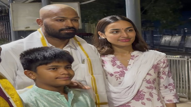 Hardik Pandya Bald Look: ন্যাড়া মাথায় তিরুপতি মন্দিরে পুজো দিলেন হার্দিক পান্ডিয়া, সঙ্গে বান্ধবী মাহিকা, নেটপাড়ায় আলোড়ন