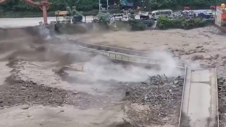 Nepal Flash Flood: নেপালে ভয়াবহ বন্যায় মৃতের সংখ্যা চারশো পার, নিখোঁজ অন্তত ২৯০ ভারতীয় নাগরিক
