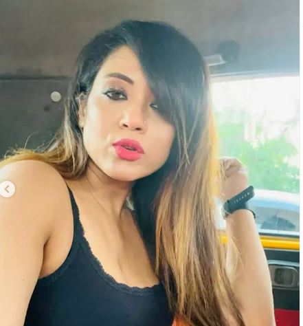 Rii Sen Hot Video: ঋ-এর বোল্ড লুকে ক্লিন বোল্ড নেটিজেনরা, ভাইরাল ভিডিও