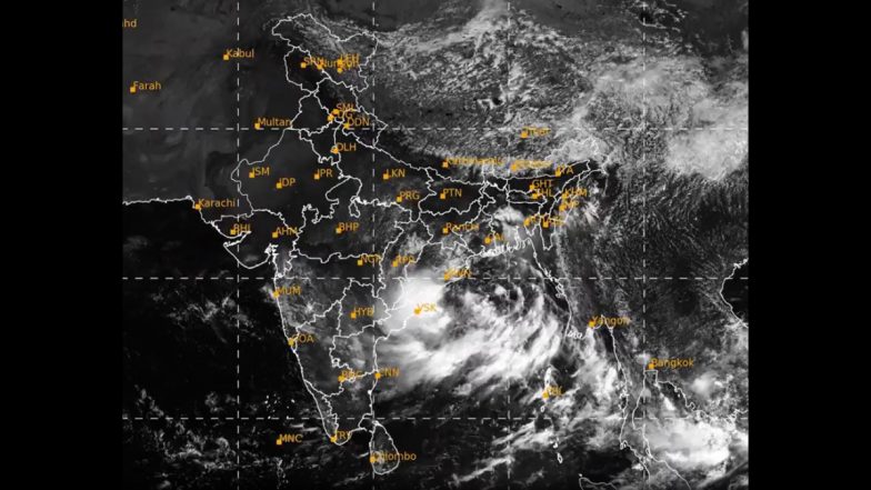 Cyclone Arnab Update: ধেয়ে আসছে ঘূর্ণিঝড় অর্ণব, বঙ্গোপসাগরের নিম্নচাপ নিয়ে কী জানাচ্ছে আবহাওয়া দপ্তর, বন্ধ স্কুল