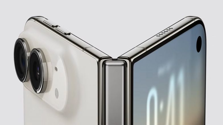 iPhone Duo Price in India অ্যাপলের প্রথম ফোল্ডেবল স্মার্টফোন 'আইফোন ডুও'র ভারতে দাম কত