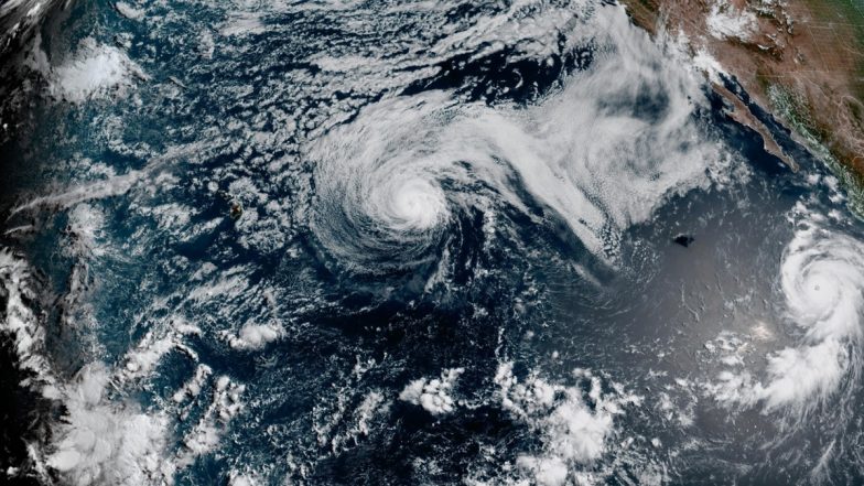 Hurricane Lowell: ধেয়ে আসছে বছরের সবচেয়ে বড় হ্যারিকেন, তছনছ করে দেবে সব কিছু!