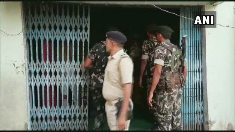 ভোটের ফলাফল প্রকাশের পরেও সংঘর্ষের আশঙ্কা, রাজ্যগুলিকে সতর্ক করল কেন্দ্রীয় স্বরাষ্ট্রমন্ত্রক ভোটের ফলাফল প্রকাশের পরেও সংঘর্ষের আশঙ্কা, রাজ্যগুলিকে সতর্ক করল কেন্দ্রীয় স্বরাষ্ট্রমন্ত্রক