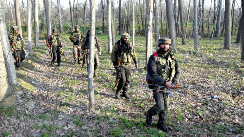 Jammu and Kashmir: পুলওয়ামায় ফের জঙ্গি নিধন করে সাফল্য সেনার