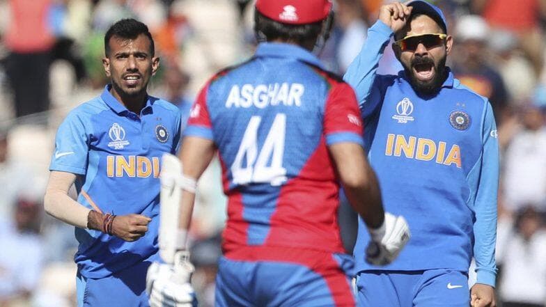ICC World Cup 2019: মহম্মদ সামির হ্যাটট্রিকে অঘটন বাঁচিয়ে নাটকীয় ম্যাচে আফগানদের হারাল টিম ইন্ডিয়া, অপরাজিত তকমা অব্যাহত রেখে সেমির পথে বিরাটরা ICC World Cup 2019: মহম্মদ সামির হ্যাটট্রিকে অঘটন বাঁচিয়ে নাটকীয় ম্যাচে আফগানদের হারাল টিম ইন্ডিয়া, অপরাজিত তকমা অব্যাহত রেখে সেমির পথে বিরাটরা